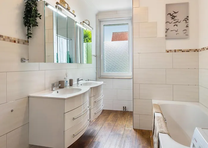 Optikstadt بيت للعطل *