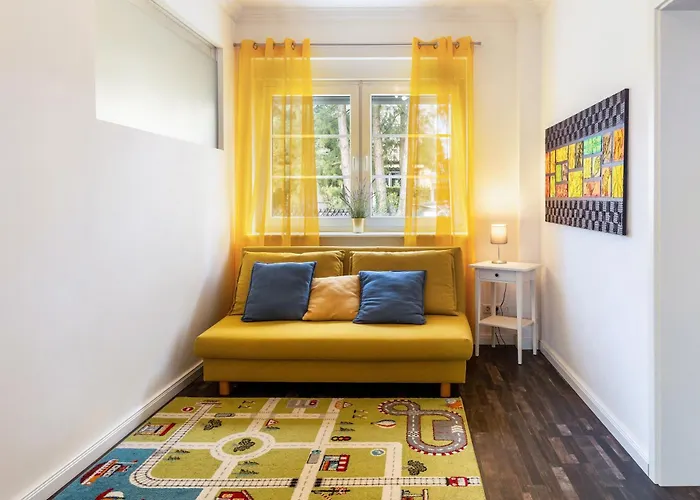 Optikstadt بيت للعطل راتينو